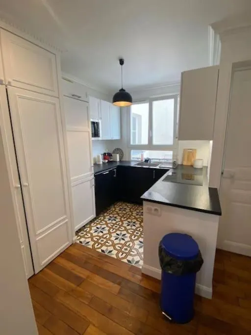 Appartement Plein Coeur Quartier Montorgueil Parijs